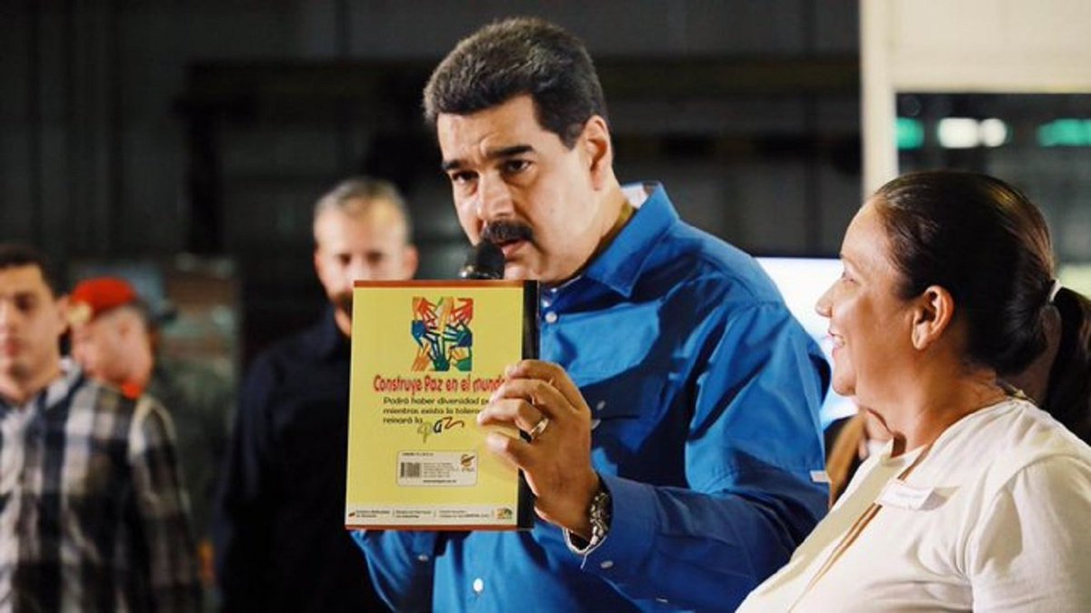infosanare's tweet photo. #BuenosDiasATodos Inauguradas nuevas escuelas para fortalecer educación pública @NicolasMaduro  @AbastLara  @INFOCENTROSLARA  https://t.co/YquJ5RJMAq https://t.co/2WfQPXFugX