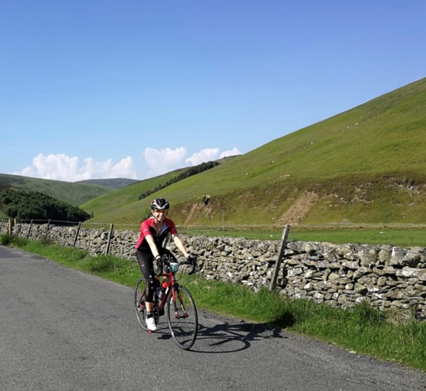 law_cycle's tweet image. BLOG
PINK TYRES ARE THE FUTURE
Jodi Gordon is a cycling Lawyer who rides various different bicycles. She's noticed that the way drivers treat her when out on her bike varies based on the bike she's riding and also what clothes she's wearing at the time.

ow.ly/E4y650woyJF