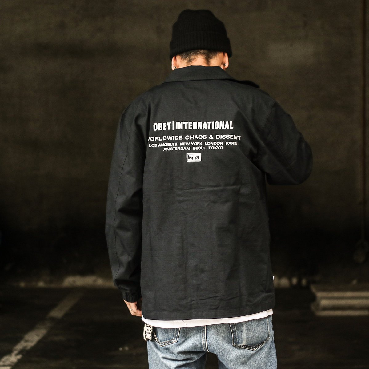 Feelin_osaka's tweet photo. 【OBEY】EXPIRE BDU JACKET (BLACK) Mサイズ
https://t.co/UlqxfoRrkD
リップストップ生地を用いたミリタリーテイスト溢れるBDUジャケット。
バックにプリント、フロント胸ポケットにワッペン。
薄手で気軽に羽織れる1枚。
#obey #obeyclothing #オベイ #jacket #bdujacket #streetwear #streetstyle https://t.co/cM2twwTrjt