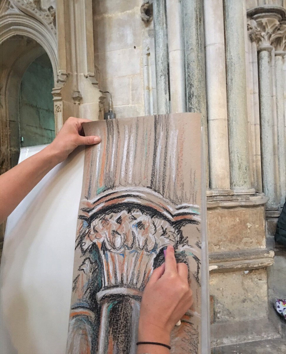 Lincoln Cathedral tweet media