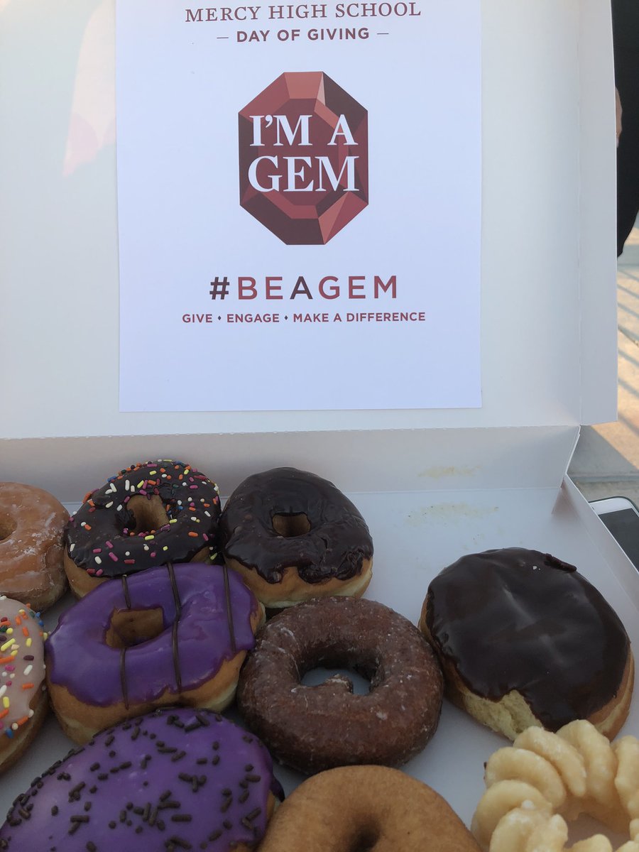mhsbaltimore's tweet photo. Did someone say donuts? Drop off your gift this morning and enjoy a breakfast treat! #BeAGem #MercyDay #MercyHS #MercyGirl https://t.co/UJWpPcJxhW