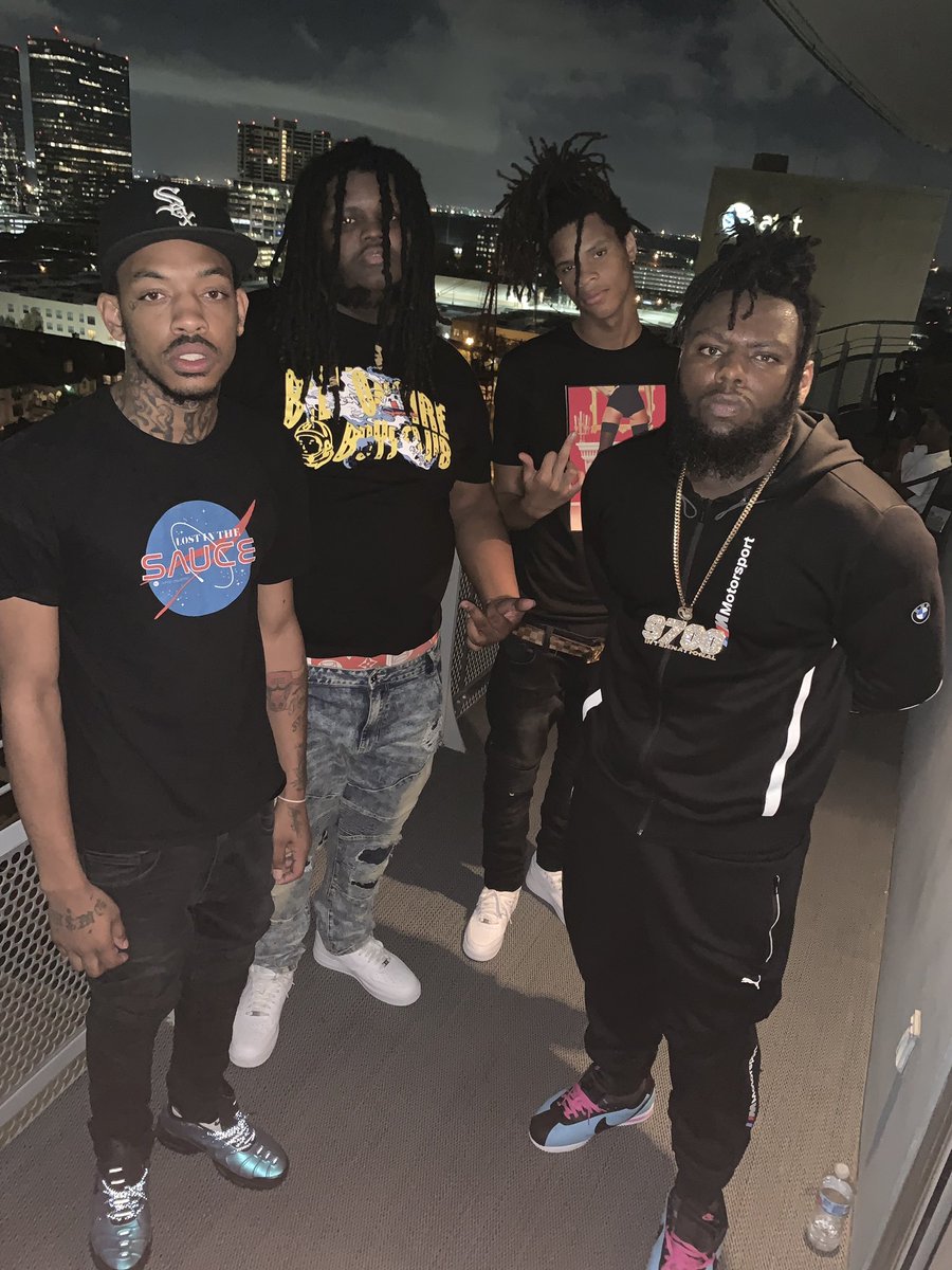 DFlowersHimself's tweet photo. Members Of Dat #GetItN https://t.co/eh2xy9C414