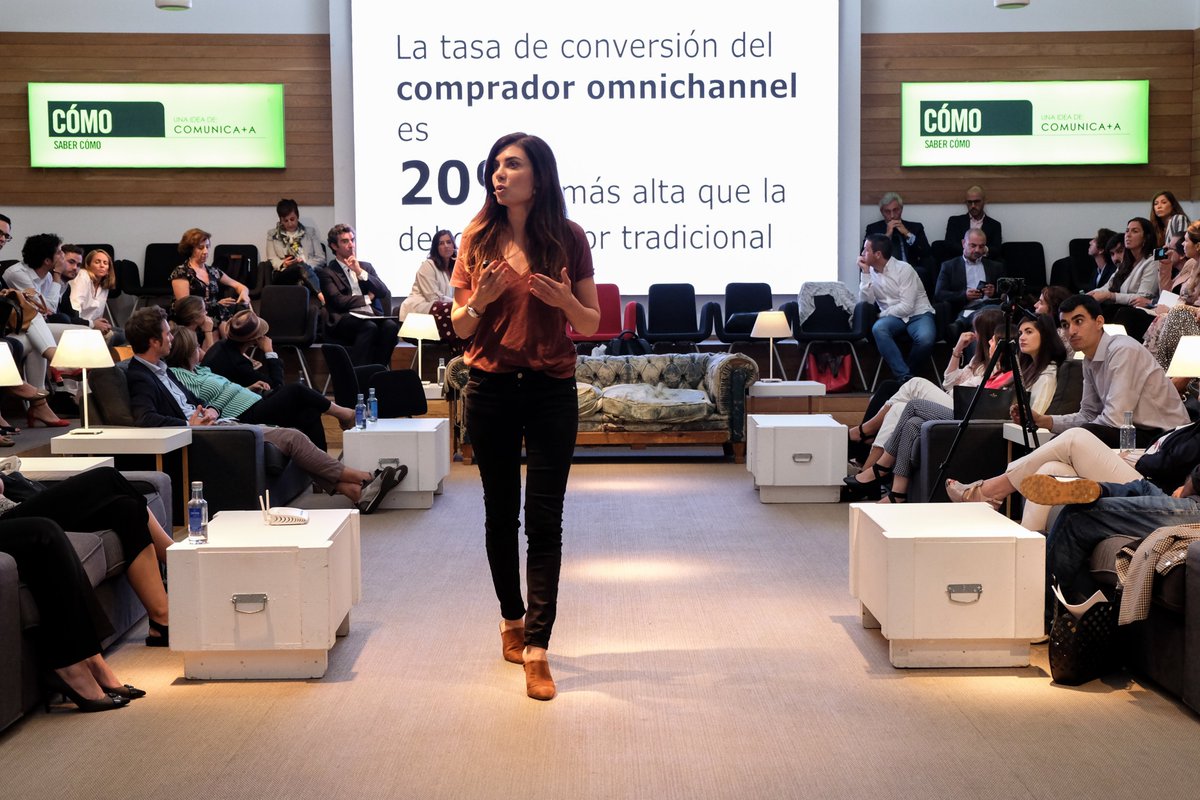 LukkapXperience's tweet photo. 📸 Nos gustan los #retos, el futuro y la #transformación. ¿Y quién mejor que nuestros ponentes para hablar de ello? Gracias Soraya Góngora y Daniel Piedra de @Cajamar; Carmen López-Suevos de @vodafone_es y @BnavarroBeatriz de @Fnac_ESP por compartir tanta pasión en el #IXFEC. #CX https://t.co/aw6iqMRwf5