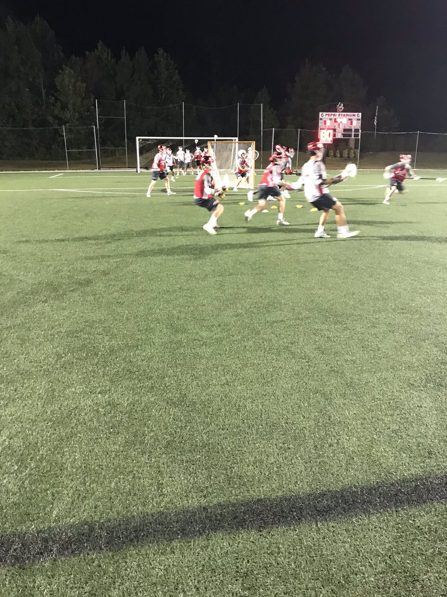 NGUMLax's tweet image. Early mornings in South Carolina hit different with the boys.  #Stickwork #Communication #Shooting #CompeteLevel