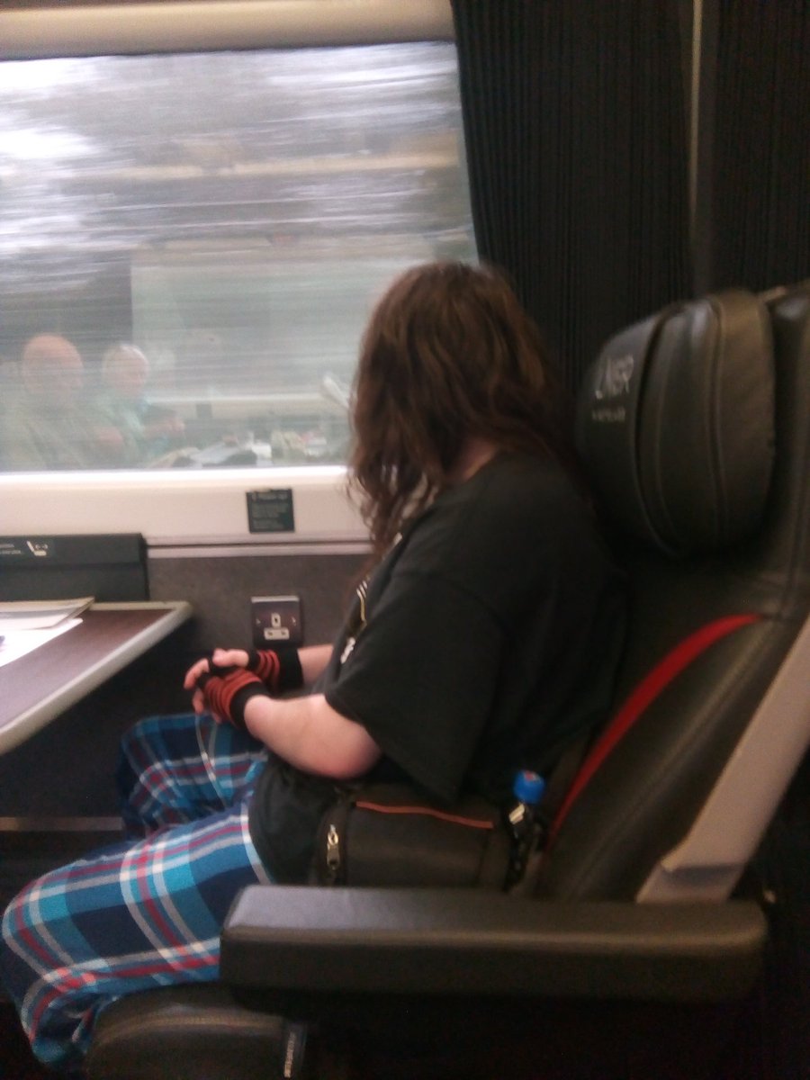 leenings_'s tweet photo. Fave! 😍 #IC70seating #EC64 #HighlandCheiftain #HighlanderRomance I like that tag! 😂🙈😂🙈 https://t.co/WuBRKqUpWM
