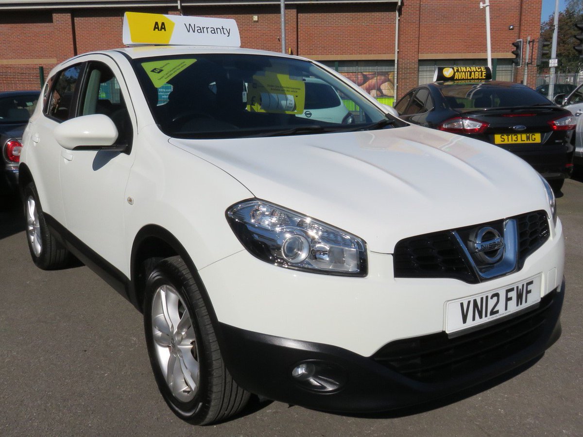 Busy week of re-stocking at M60 this week. Lovely selection of white cars to dazzle. 2 x Nissan Qashqai's, Kia Sportage and a Ford Focus to choose from. Call us, see the website here bit.ly/2V75qtC or message us for further details,👍😃