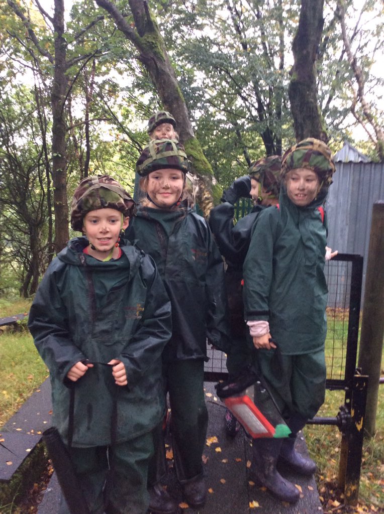 HemingtonPS's tweet photo. A very wet and dirty alien adventure! No aliens were spotted but it was a very scary journey! Team crag completed their mission! https://t.co/Xqlr8aLg6P