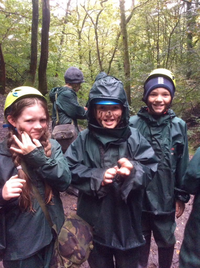 HemingtonPS's tweet photo. A very wet and dirty alien adventure! No aliens were spotted but it was a very scary journey! Team crag completed their mission! https://t.co/Xqlr8aLg6P