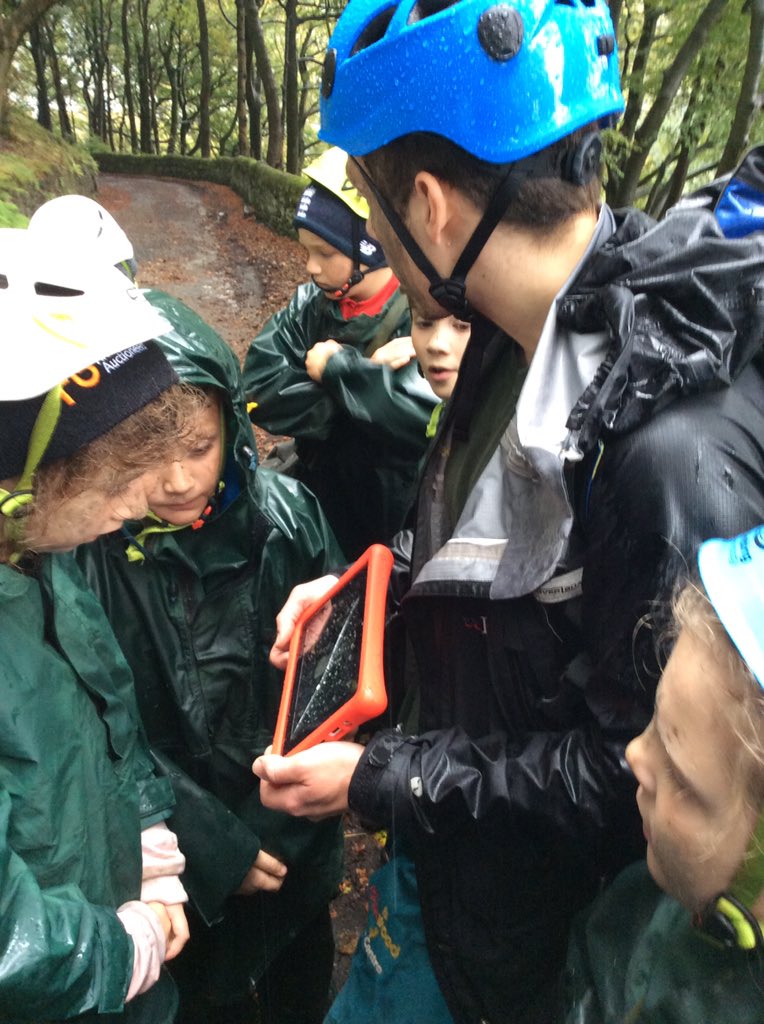 A very wet and dirty alien adventure! No aliens were spotted but it was a very scary journey! Team crag completed their mission!