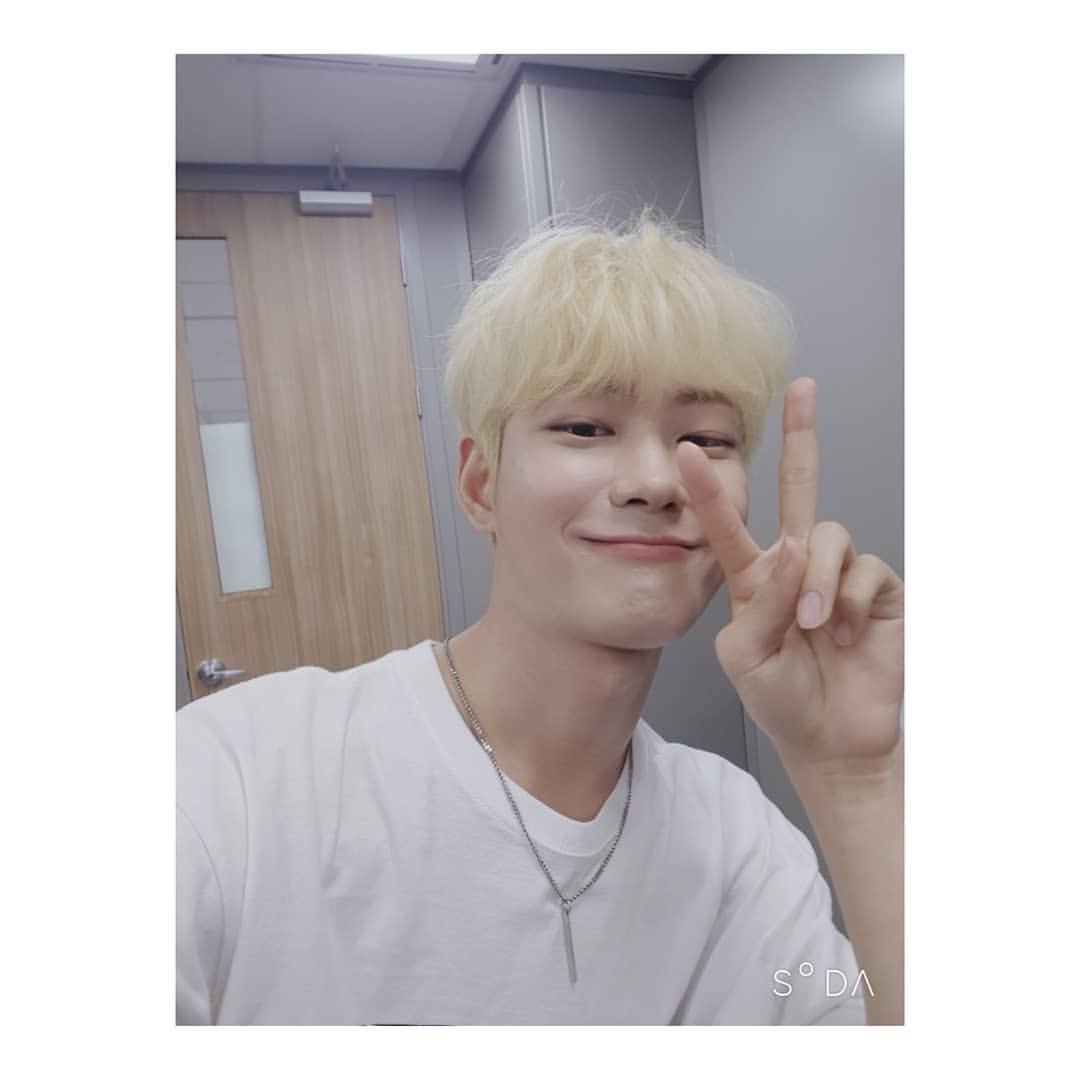 _lov_sejin's tweet photo. 세지니 미모는 오늘도 열일하네 😭❤️ https://t.co/reeGoO2JTc