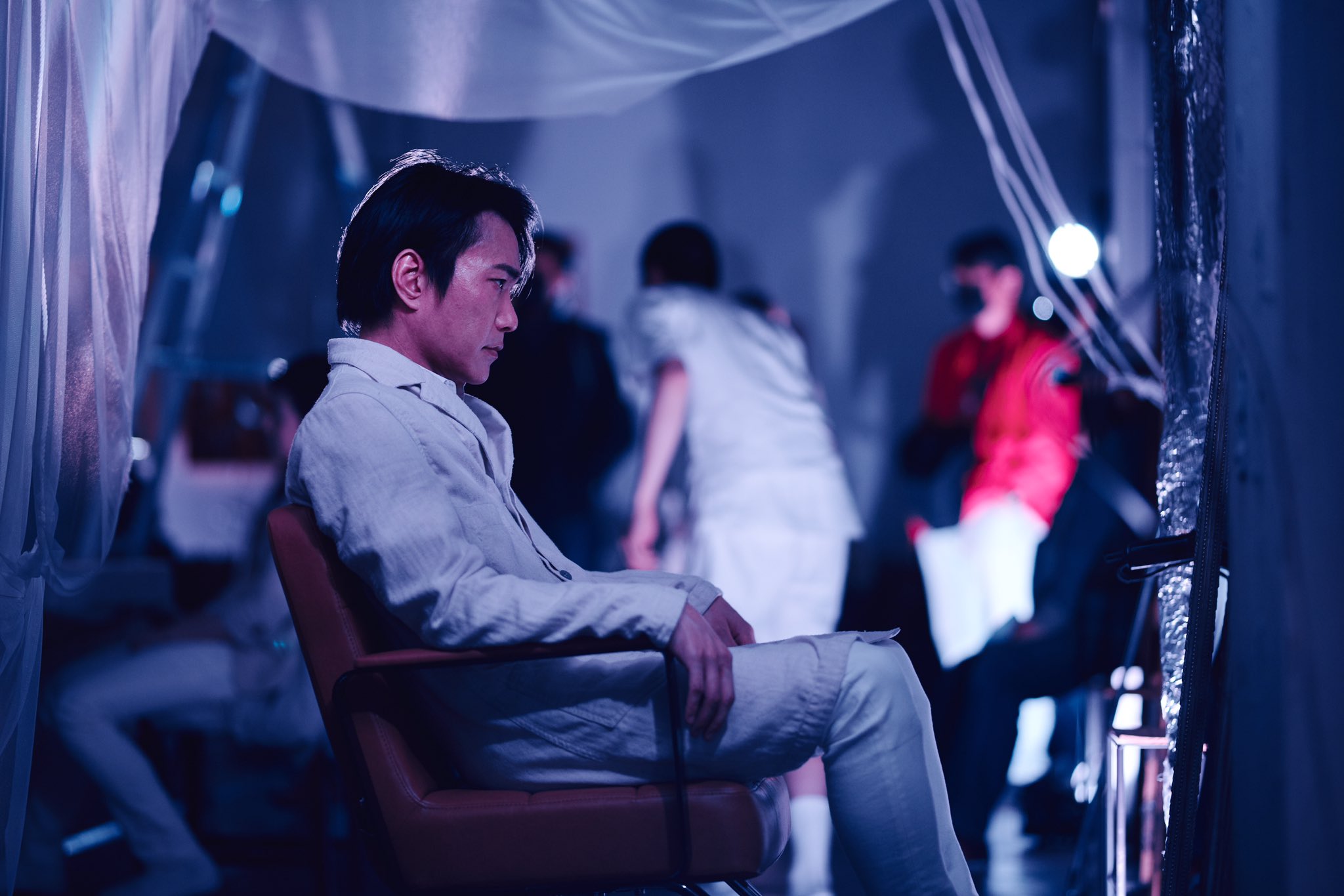 地下空港 野田孝之輔 客演 所属俳優 野田孝之輔がただ今 劇団マグネットワールドさん の舞台 地雷探知犬ニーナ に客演 札幌ほか全国のツアー公演に出演中です 濃すぎる地下空港俳優 野田の演技をぜひご堪能ください 写真は地下空港 赤い竜