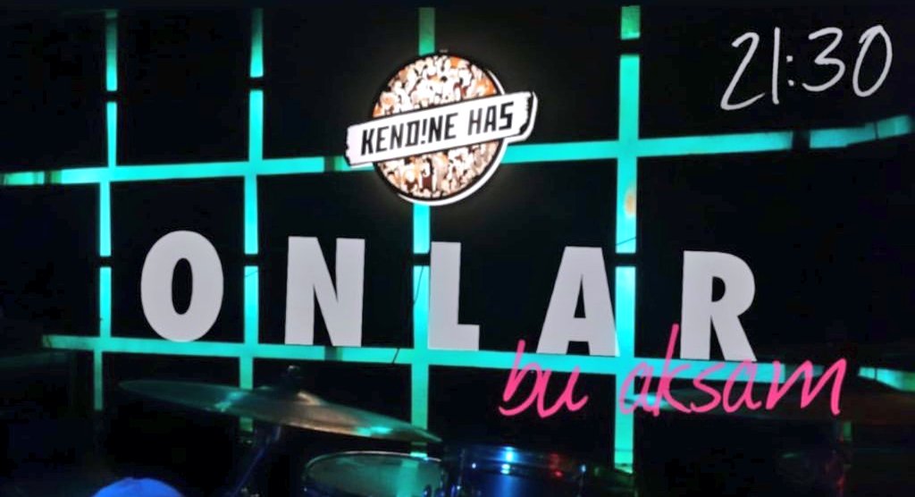 Bugün sahne #Onlar ! - 21:30 🎸