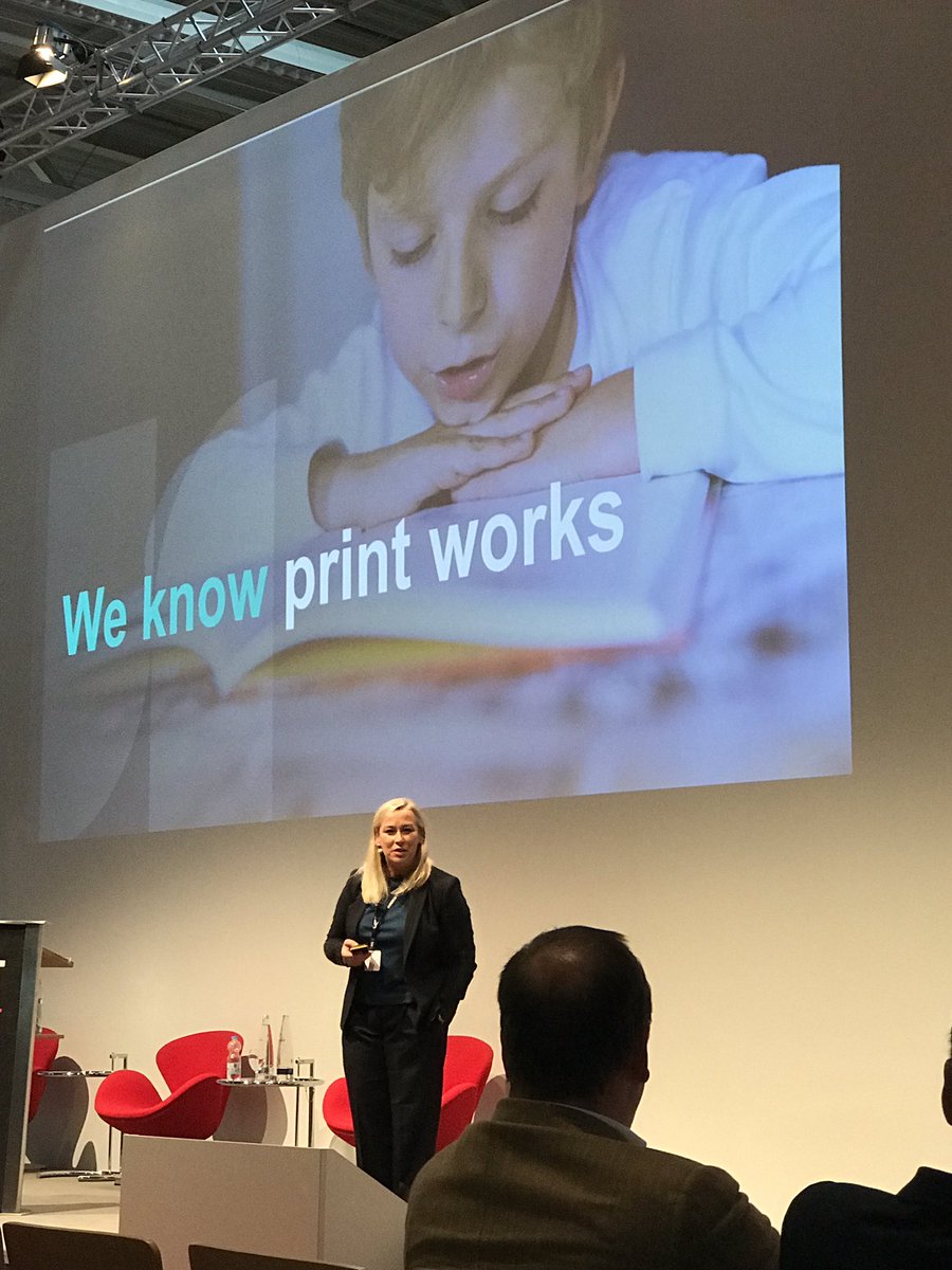 “Agencies love print!!!” @FayeAtFirstBase #futurepromotionforum <a href="/CanonDEU/">Canon Deutschland</a>