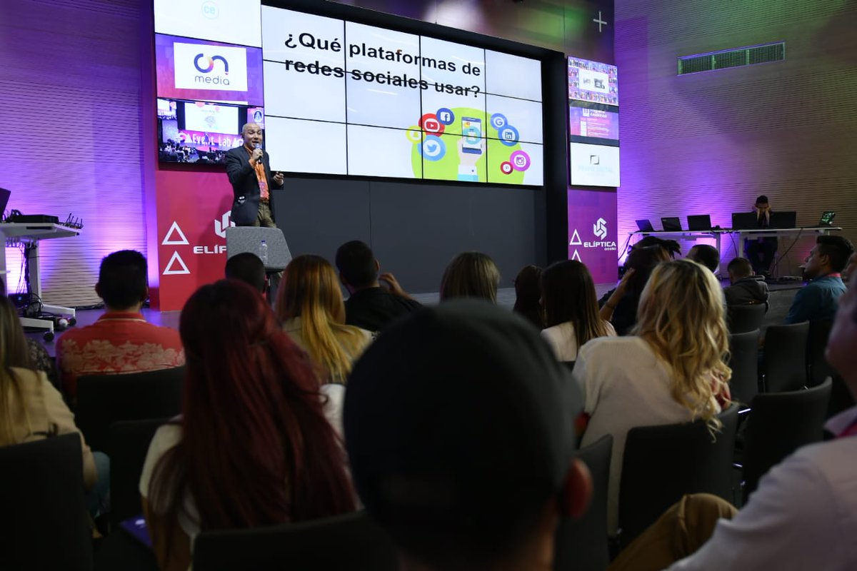 Shocklogic's tweet photo. We love these photos of @johnDmartinez speaking at #EventLab2019 last week! @ASOEVENTOS #eventprofs https://t.co/Yb2MaMkVRi
