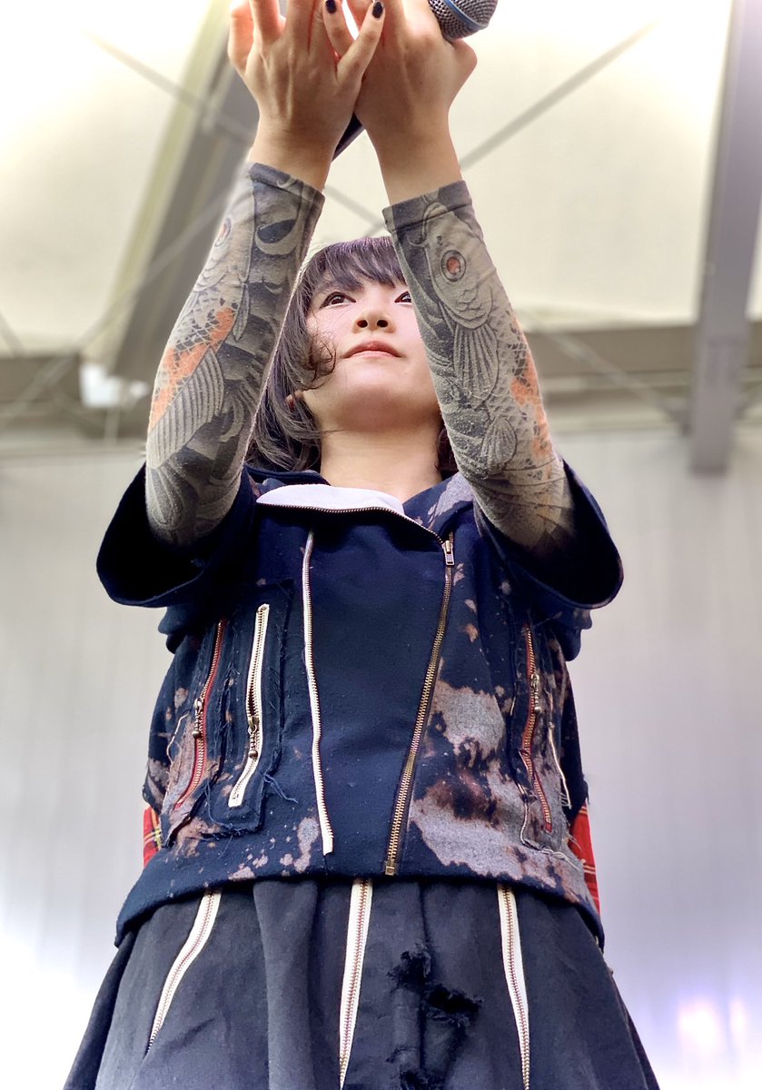 deadmangogo0126's tweet image. 2019.9.23
BiS リリイベ昭島

ネオさん下から覗いてみた

#BiS昭島
#BiSiphone
#TreeZ 
@NEOTREES_BiS