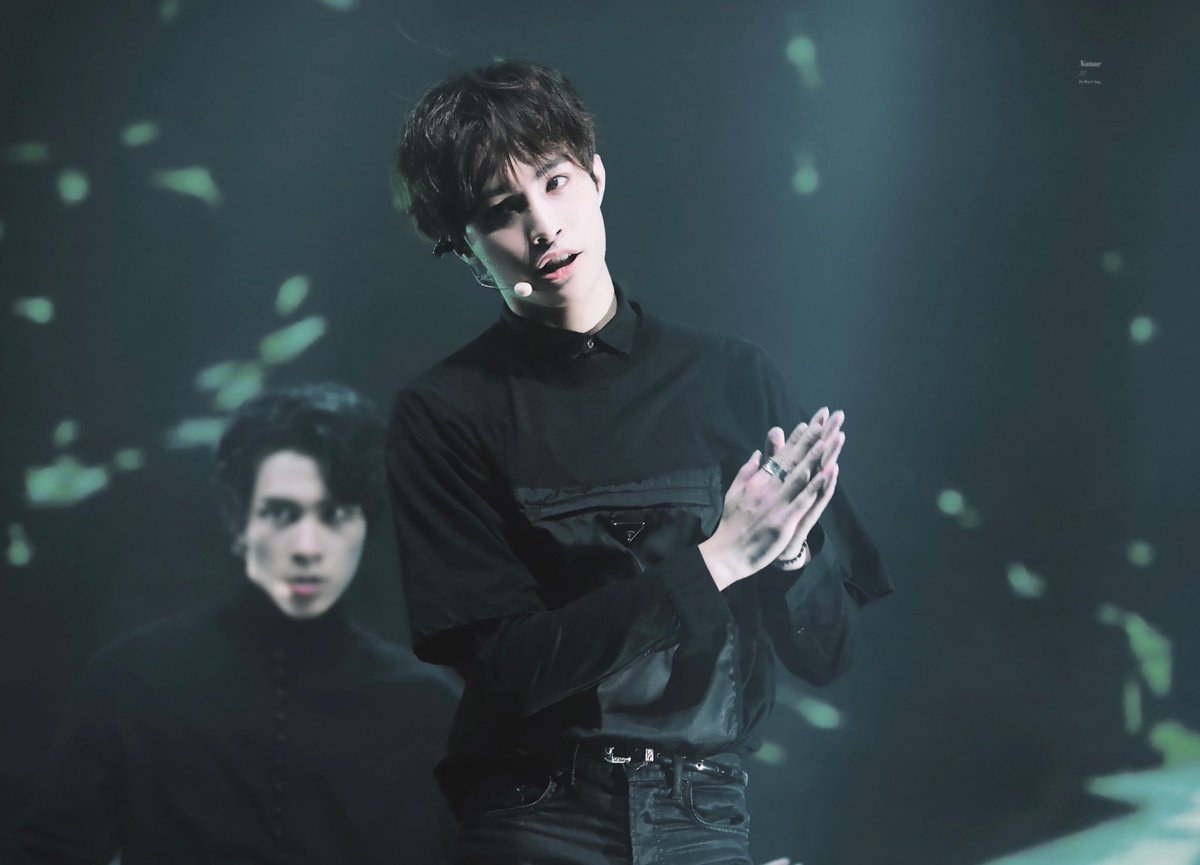 20001010net's tweet photo. #YANGYANG #刘扬扬 #양양 
#WayV #WeiShenV #威神V https://t.co/1zni2F4nRS