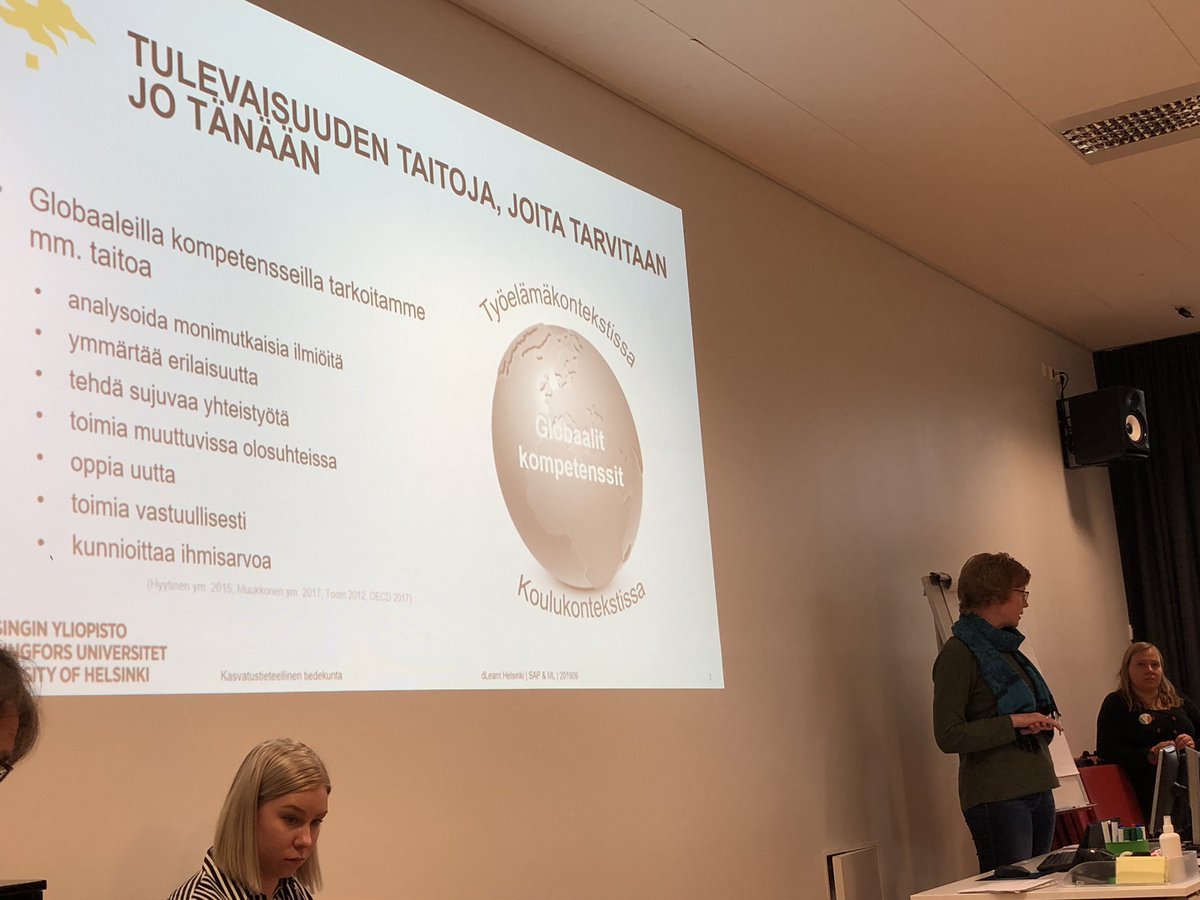 Ja #AVIttaminen jatkuu: <a href="/OpenDigiFI/">OpenDigi</a> Keski-Suomen Kickoffissa hyvä meininki 👌🏻. Yhteistyössä <a href="/jyu_okl/">Jyväskylän yliopiston opettajankoulutuslaitos</a>:n kanssa työyhteisö- ja yhteisöllisen oppimisen taitoja kehittämässä ja tutkimassa <a href="/DlearnHelsinki/">dLearn.Helsinki</a> ja Veera Kallunki. #opettajankoulutus #kehittäminen <a href="/okmfi/">Opetus- ja kulttuuriministeriö</a> <a href="/Opetushallitus/">Opetushallitus</a>