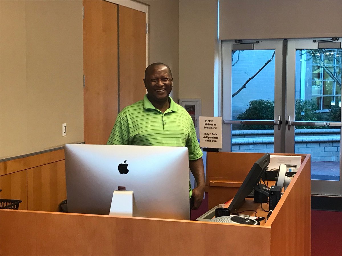 tomwilliams777's tweet photo. Mustapha of @FridayInstitute gets the tweets going #tipeln thanks to you and all FI leaders for the behind the scenes work! Welcome Cohort 1! https://t.co/v3oDLBzSd7