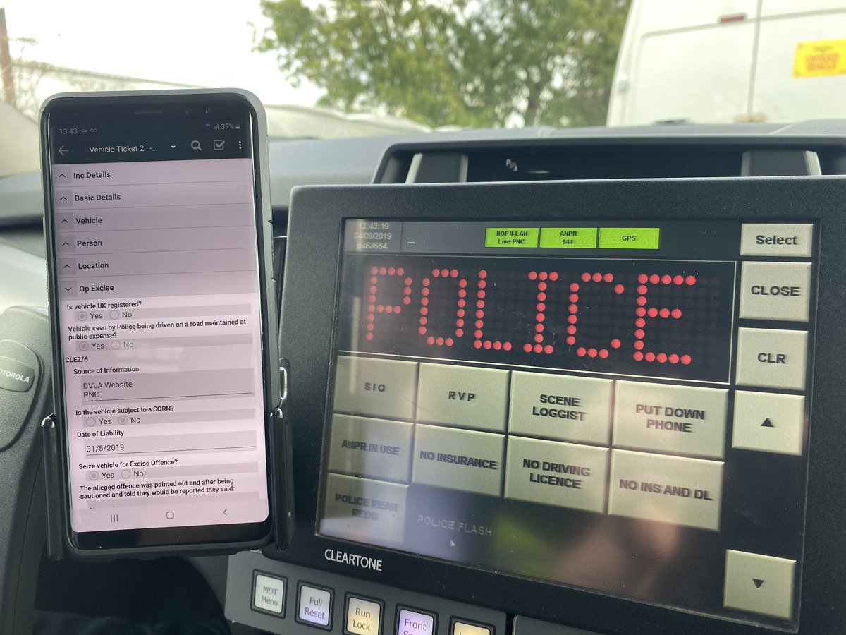 Broadsword999's tweet image. I was allowed out the office today 🥳

This vehicle had links to a recent business burglary in Sussex, had an illegal tyre and no tax.

Time to put our new digital #OpExcise process on Pronto to good use. 😎

Intel submitted for burglary investigation to continue.