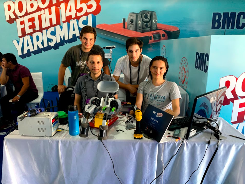 hisar_school's tweet photo. Lise Bilgisayar Bilimi öğrencilerimiz, 17-21 Eylül arasında Tekofest kapsamında düzenlenen “Robotik Otonom 1453” yarışmasına katıldılar. Öğrencilerimiz, 9. sırada ve Finalist olarak yarışmayı tamamladılar. #hisarokulları #hisarcs https://t.co/rDfEJ2iIJv