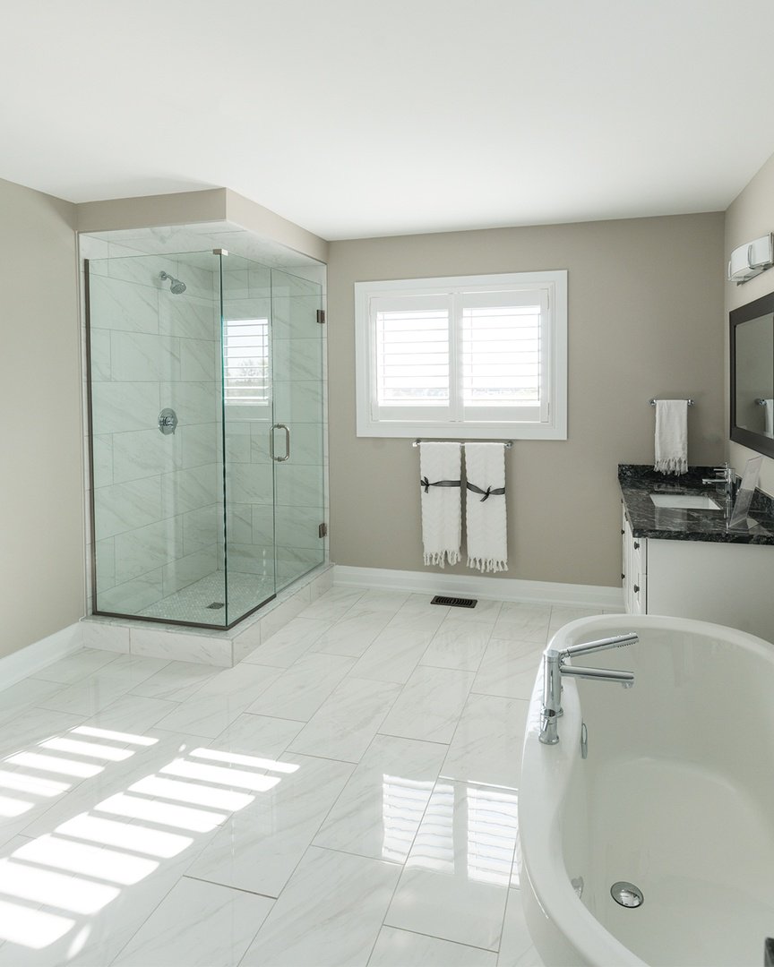 trinitile's tweet image. Tiles make your bathroom S h i n e😍 @TreasureHill_ 

#TriniTile #ClientShares