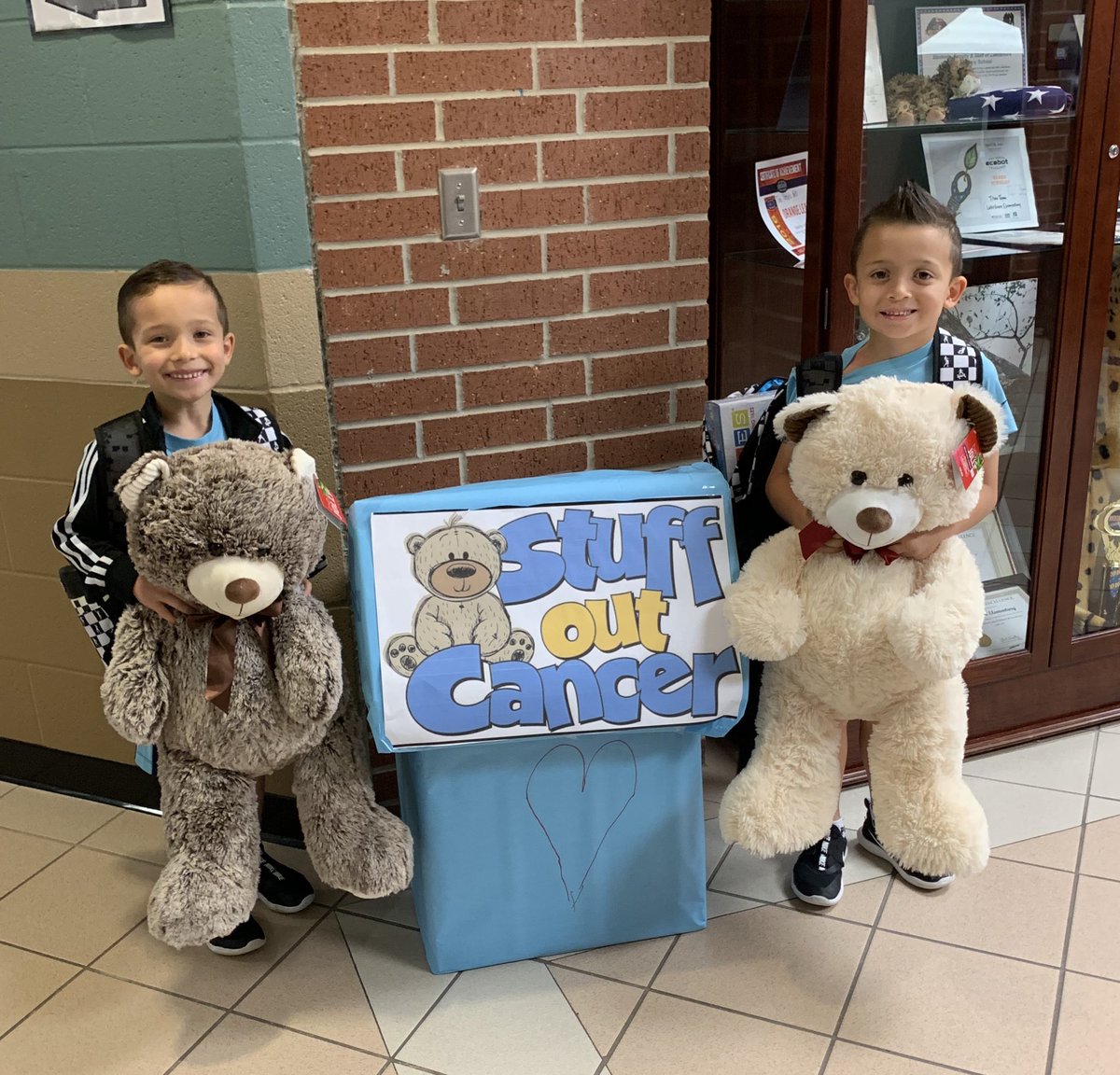 Still on a mission to “Stuff Out Cancer”!!! These two donations will surely put a smile on a sick child’s face. 💜 Thank you for all the donations - we are in our final week!!!  <a href="/HumbleISD_LSE/">Lakeshore Elementary</a>  #leopardspotting #stuffoutcancer
