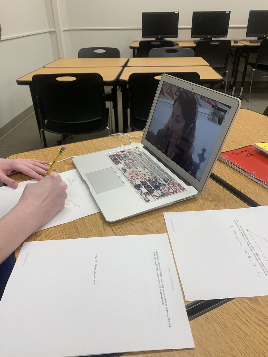 Carlisle_RAIL's tweet photo. Memorial Warrior needed an assist, and @RiceRAILteacher is on it!!!  #Zoomtutorials #onlinelearning #FriscoRAIL #OurFISDStory @2018Memorial https://t.co/bPNTjWCJ3l