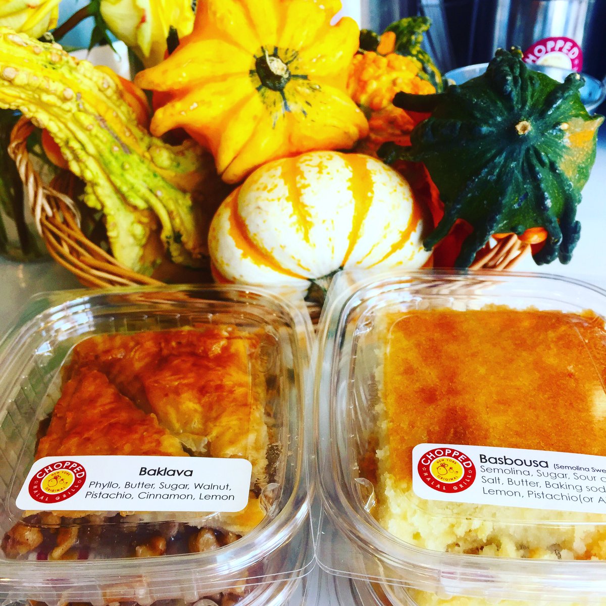 ChoppedHG's tweet photo. Freshly baked Baklava and Basbousa. Special dessert is coming soon. Stay tuned! #choppedhalalgrill #gyro #chickenandrice #falafel #loadedfries #hummus #newyorkfood #mediterraneanfood #baklava #basbousa #ricepudding #mangolassi #utd #utdnorthside #cometcash #dallasfood https://t.co/vKUGHOuWvv