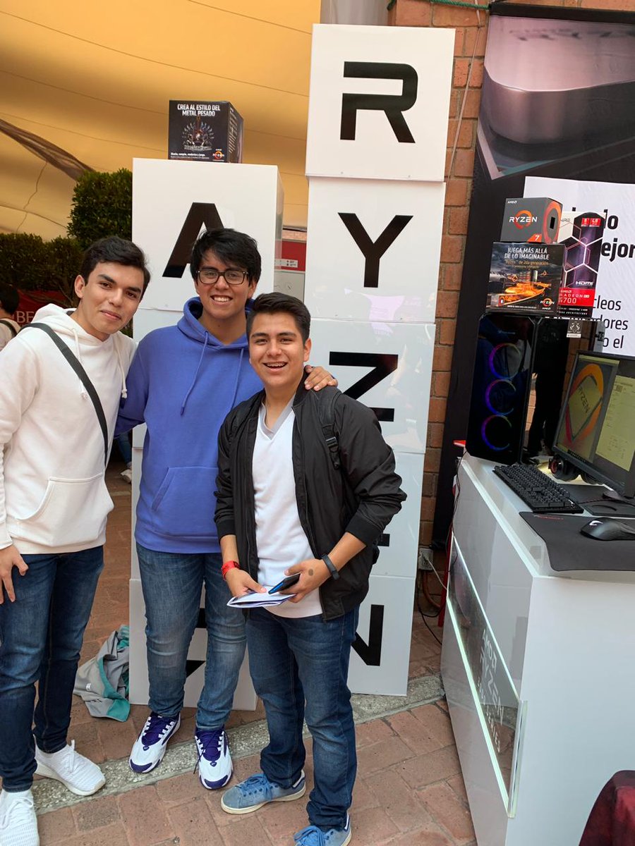 ayIucky's tweet photo. #AMDMexico #Ibero https://t.co/ybAVGH8tzH