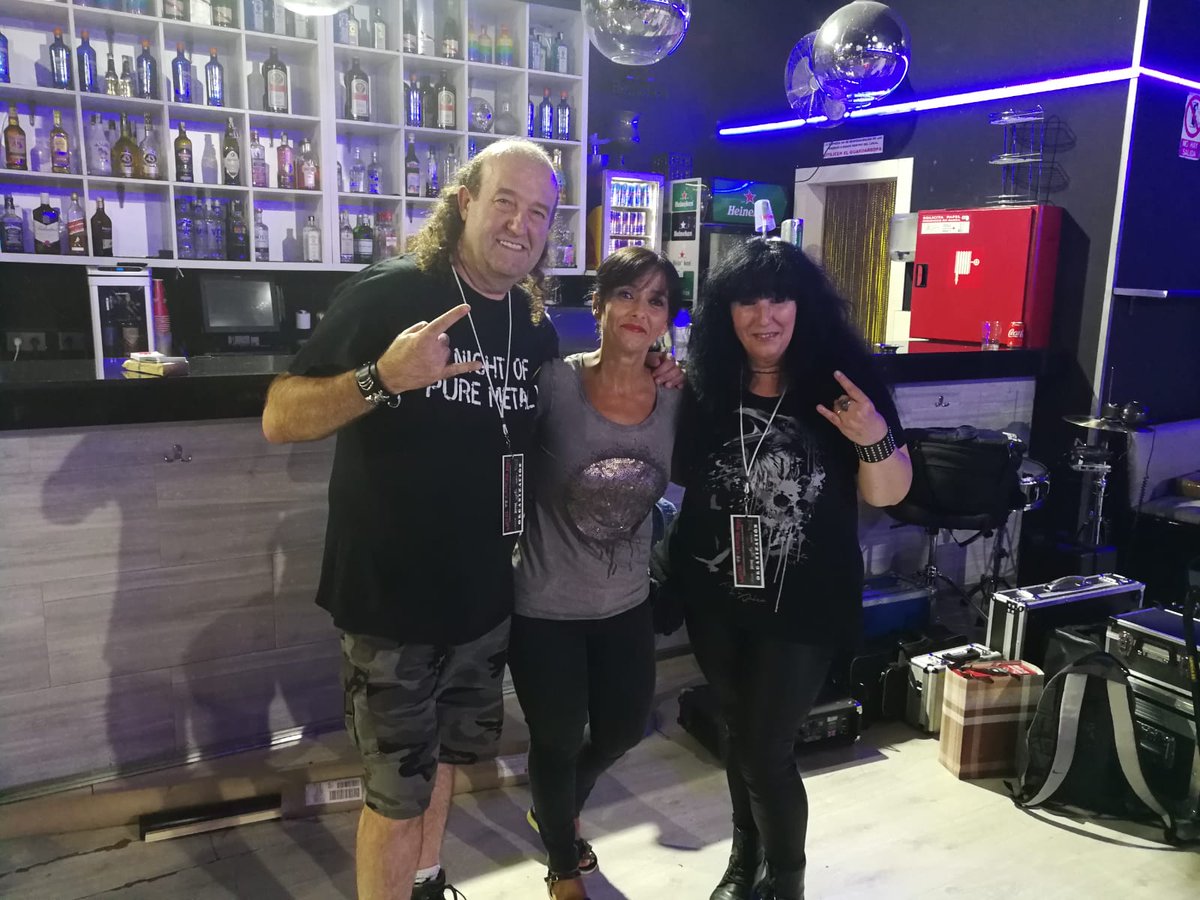 GrupoYandiola's tweet photo. El sábado 21 colaboramos en el Metal VS Cáncer Fest, evento benéfico contra el cáncer infantil en #Bilbao 💪 Enhorabuena a la organización, colaboradores/as y grupos #Kauce, #Kritter #Ferosz #Valkyria #Opposer 🎸🤘Grandes!! 😉 #CateringHoGo #Solidaridad @aspanovas #FuckCancer https://t.co/o8eFXOE8ix