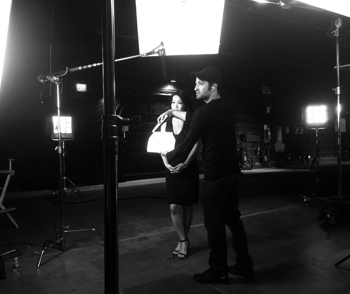 aridavisdirect's tweet photo. RARE PHOTOS {Ari Davis Directing} photos 📸 MAN MADE FILMS, LLC. #aridaviswire #visualartist #hollywoodupandcoming #indiefilms #aricuise #beherenow #director #ari #everyoneknowsari #aridavis #director #bandw #artist https://t.co/WL3c1OiFHn