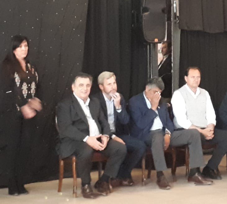 laurmachado's tweet photo. Ahora, en #VillaAllende, participando de la reunión del ministro @frigeriorogelio con Intendentes y Jefes Comunales del #CoMuPRO y de la #UCR.
@MinInteriorAR https://t.co/ynt7FXkPTy