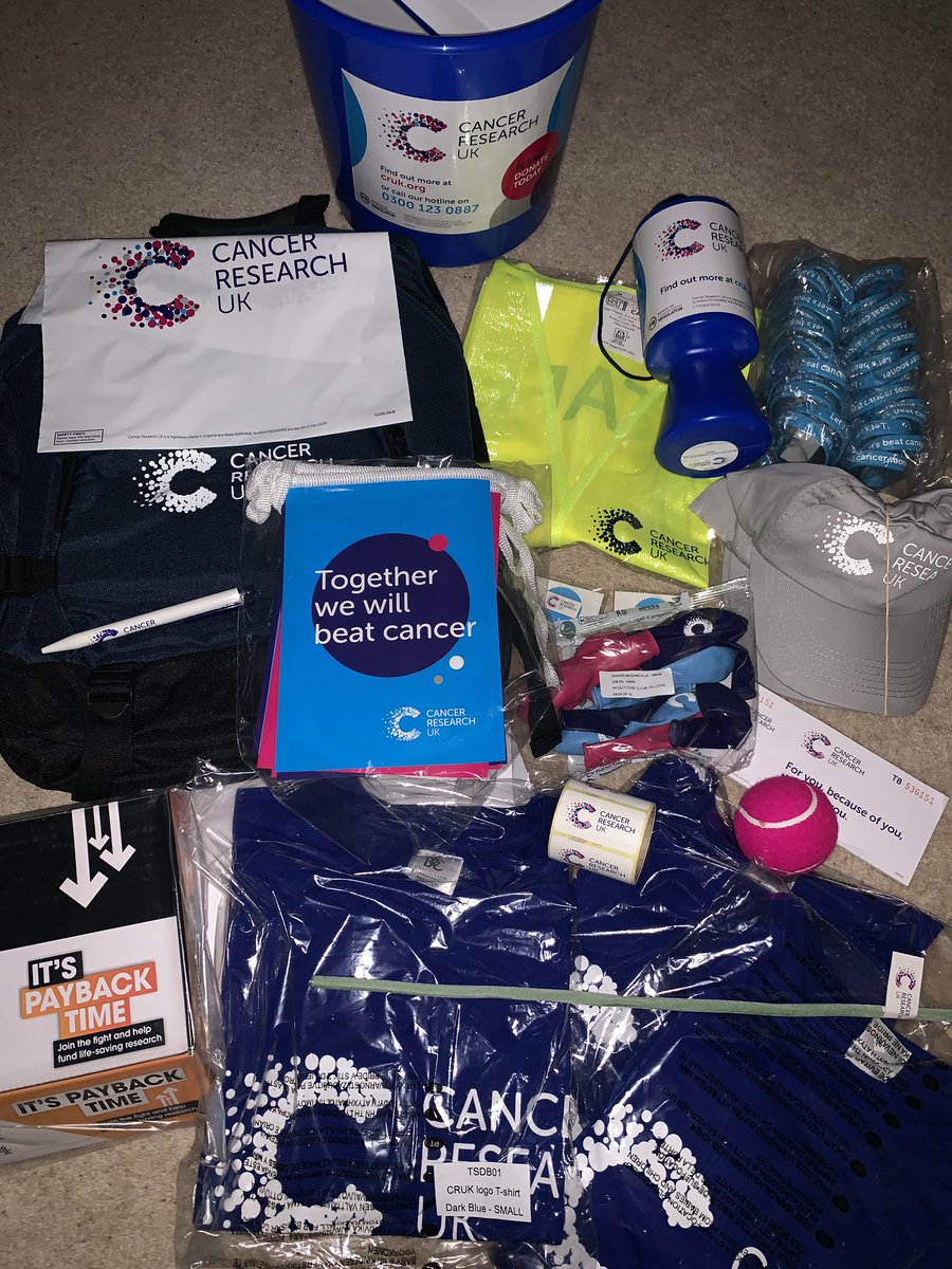 SunflowerFound's tweet photo. @CR_UK delivery for KAREN FEST! 

We cannot wait to use all this fantastic stuff on the 30th November.  

Tickets can be bought from the link in our bio! 🌻

#CancerResearch #MusicEvent #StandUpToCancer https://t.co/H11CqEUeLF