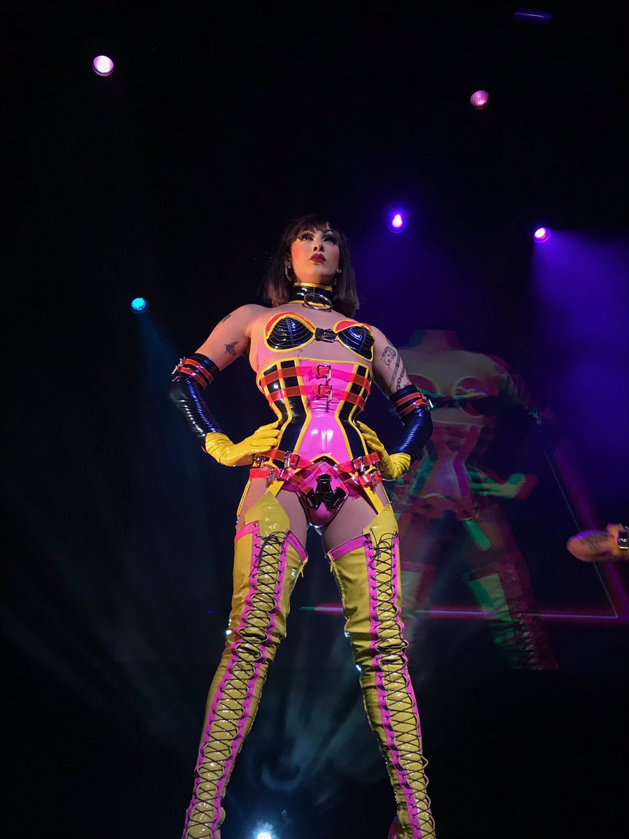 queenchachki's tweet photo. a lot more me was such a stunning &amp; breathtaking show from start to finish, thank you violet for such an amazing, beautiful night!!! manchester loves you @VioletChachki 💓 https://t.co/sCjpmbOdYL