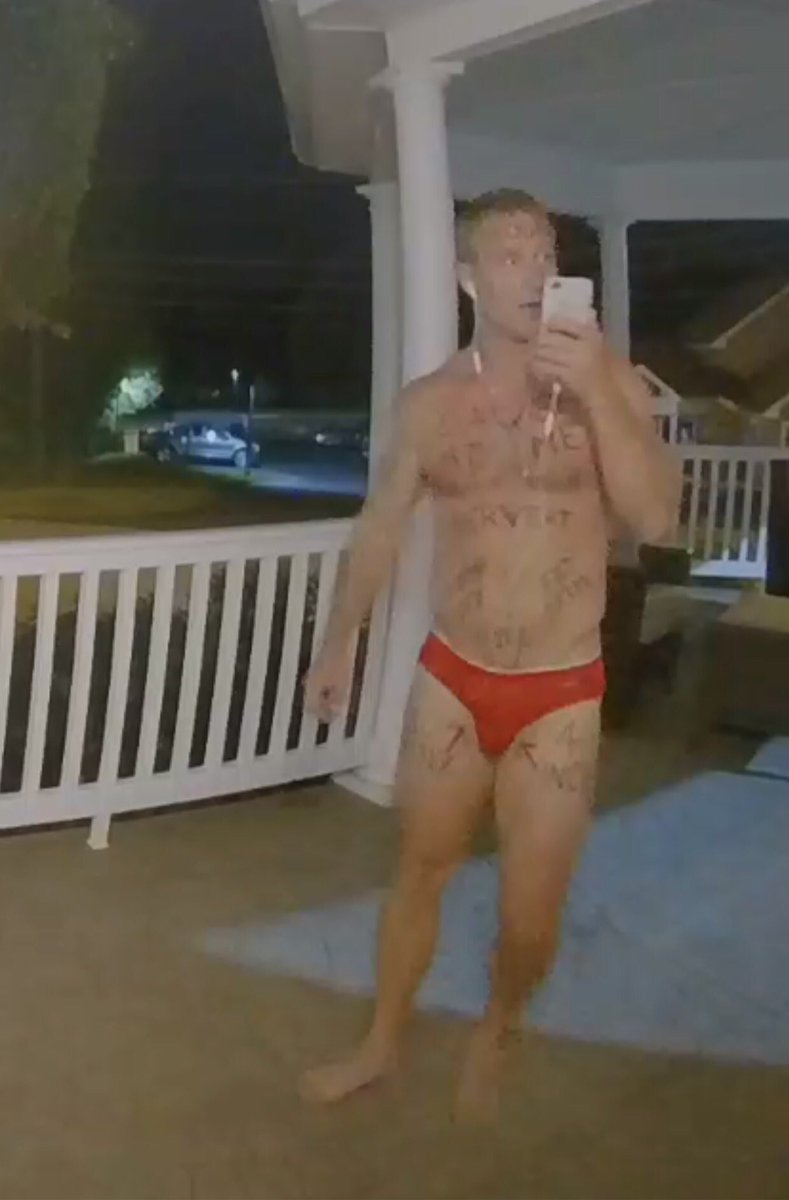 maddyhabsTV's tweet photo. BREAKING: We now have the face of the man who was seen in Fraternity Circle - if you recognize this man, please call Kent Police at 330-673-7732. Stick with @TV2KSU and @kentwired for updates. https://t.co/etWm5StMA0