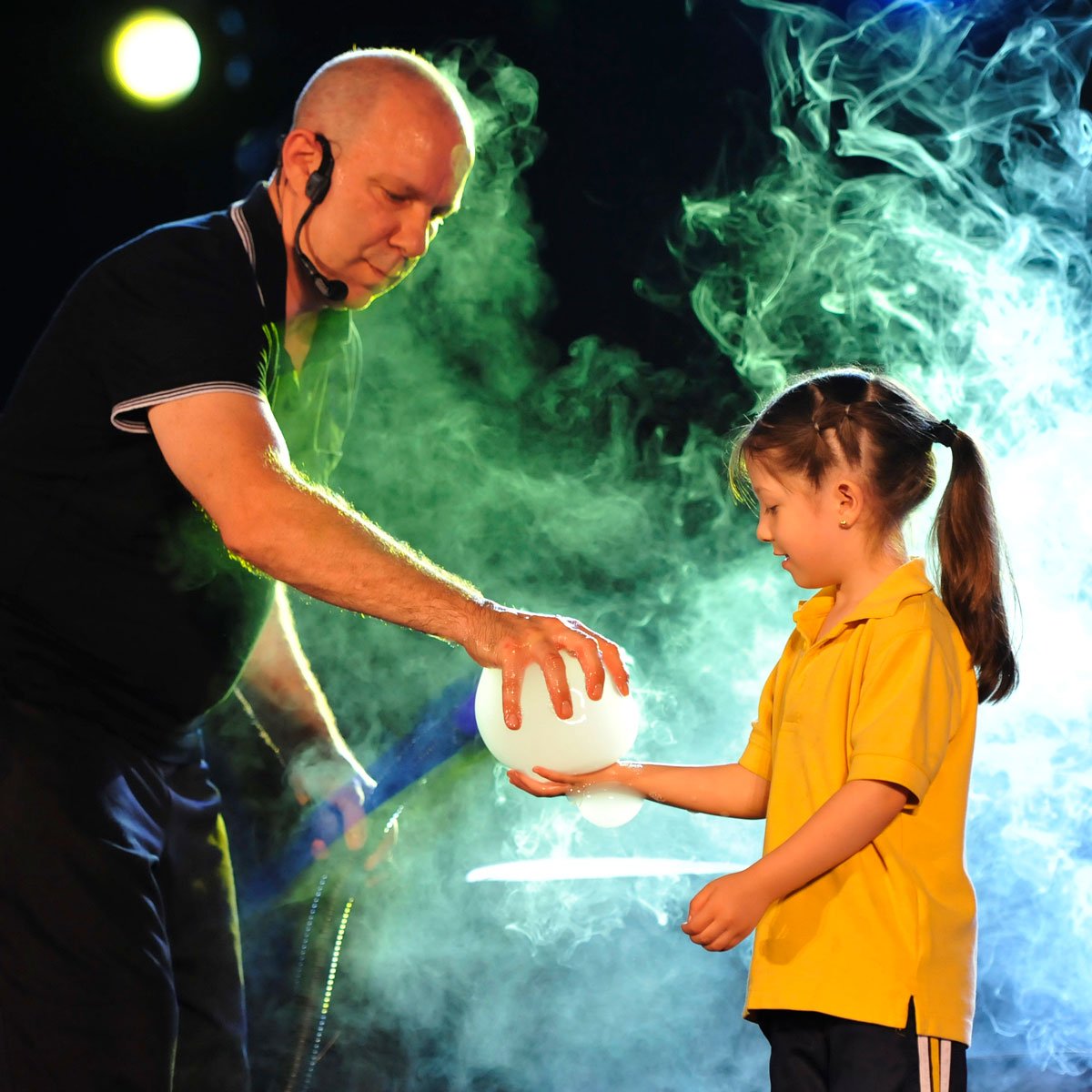 Jeff Boyer’s Big Bubble Bonanza is great for the whole family! 
What's even greater? FREE Tickets! 😮

Use code: BUBBLES 

The first 50 tickets are free! October 12 at 3pm.  
Tickets: lumberyard.org 

#bubbles 
#bigbubbles 
#bigbigbubbles 

@JeffBoyerBubble #Catskill