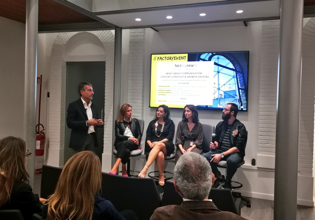 serenabianchini's tweet photo. A #factoryevent:
finalmente si parla di #growthhacking per la comunicazione. Non solo il marketing è riferimento per creare #lead ma ascoltare il nostro interlocutore fa bene su qualsiasi messaggio io voglia comunicare.
👏👏👏
@Agenzia_Italia https://t.co/TohSzdsRy9