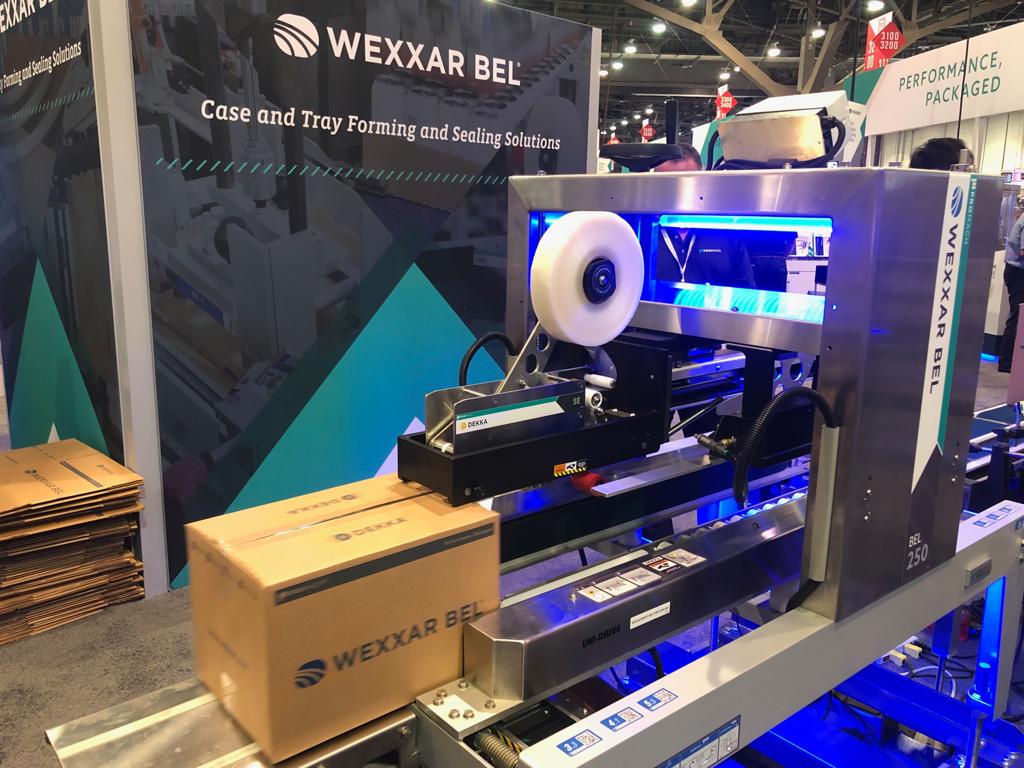Wexxar_BEL's tweet photo. This year we have our newly redesigned DEKKA SE tape head running in our machines. If you liked our previous DEKKA models, you'll love this new redesign. Come check it out at booth #C-2824. #PACKEXPOLasVegas #ProMachatPack #Wexxar https://t.co/RLdp31MfRZ