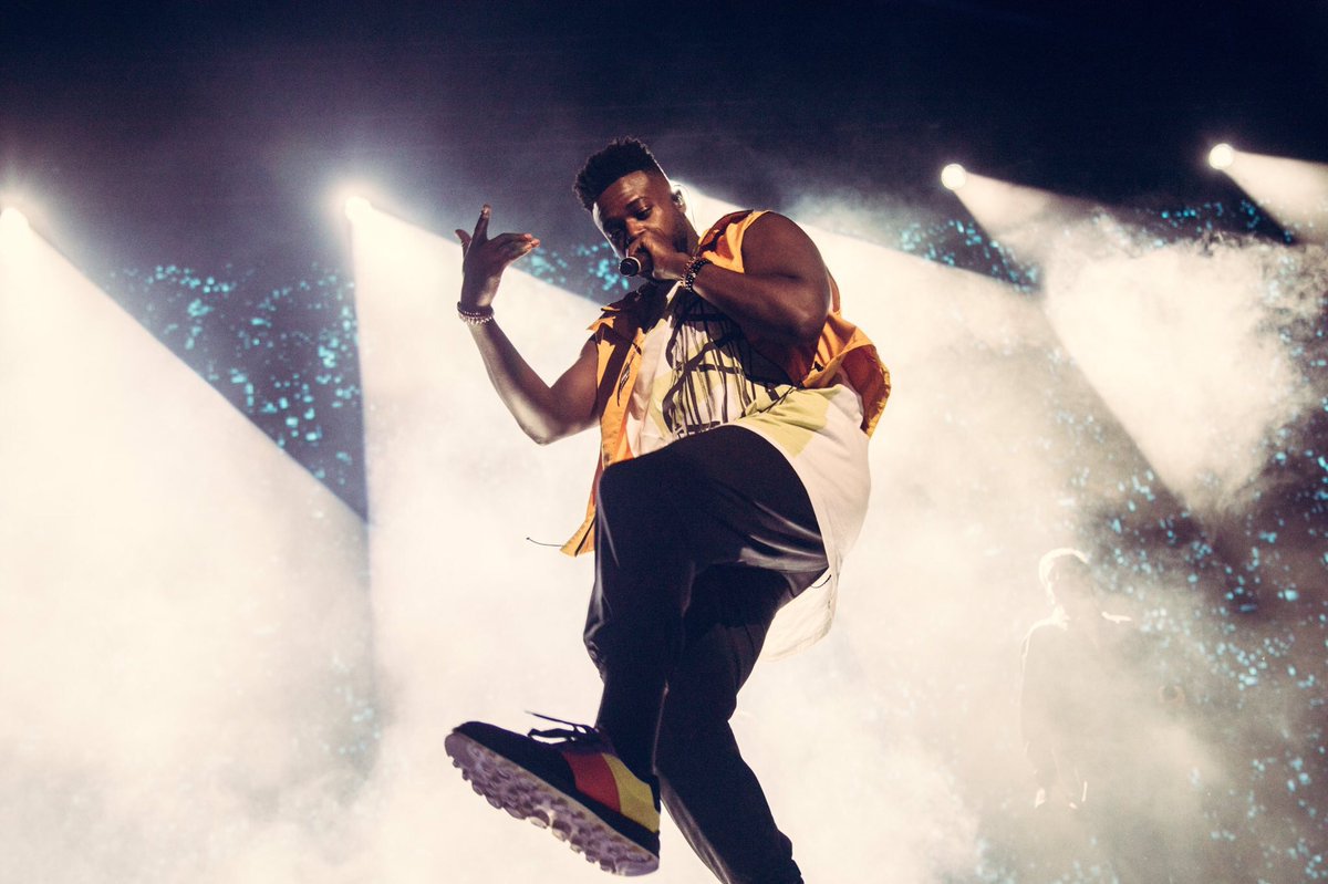 PTX_FanArtBooks's tweet photo. Do you have any @KOlusola fan art you want to submit for the @PTX_FanArtBooks for 2020?? Now’s the time to send in your artwork! Tomorrow is #KevinWednesday! Please tag @PTX_FanArt to enter your Kevin art! Entries will close in 24 hours 😎 https://t.co/Y5gUrsoU5u