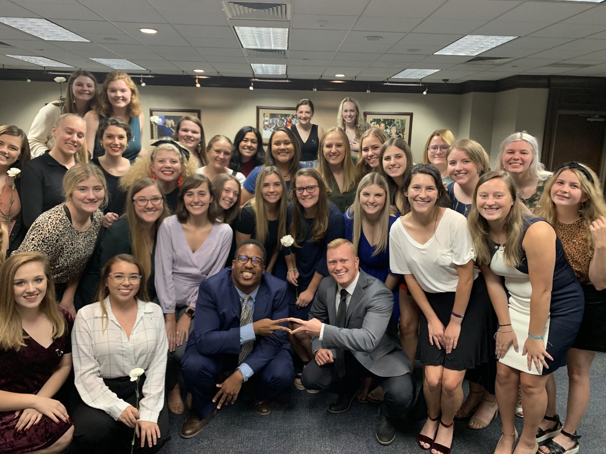 Thank you to the women of Alpha Delta Pi for an amazing time the other night 🎉 we had an awesome time hearing from you all and we’re excited to see you around campus! 
#phidelt #phideltatheta #adpi