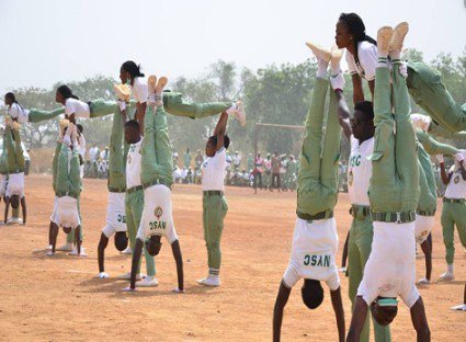 TopMobileSoln's tweet photo. NYSC Hands Over 65 Fake Graduates To Police https://t.co/q6lQUvcmve https://t.co/bghf9gIfJs
