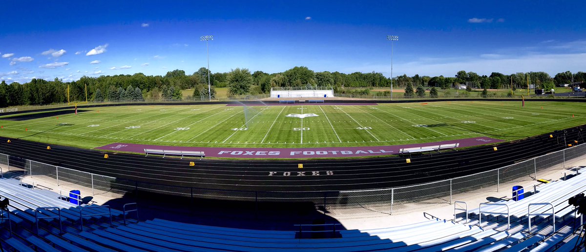 CoachSJaeger's tweet photo. Friday, Sept. 27, is Junior Foxes night at the game vs Marinette. All future Foxes, grades 4-8, interested in playing football, are welcome onto the field for pregame warmup. Students should meet Mr. Priebe at the south gate at 6:25 pm. Bring your Passports! 
#GoFoxes 
#DayByDay https://t.co/VrbyAuNZwO