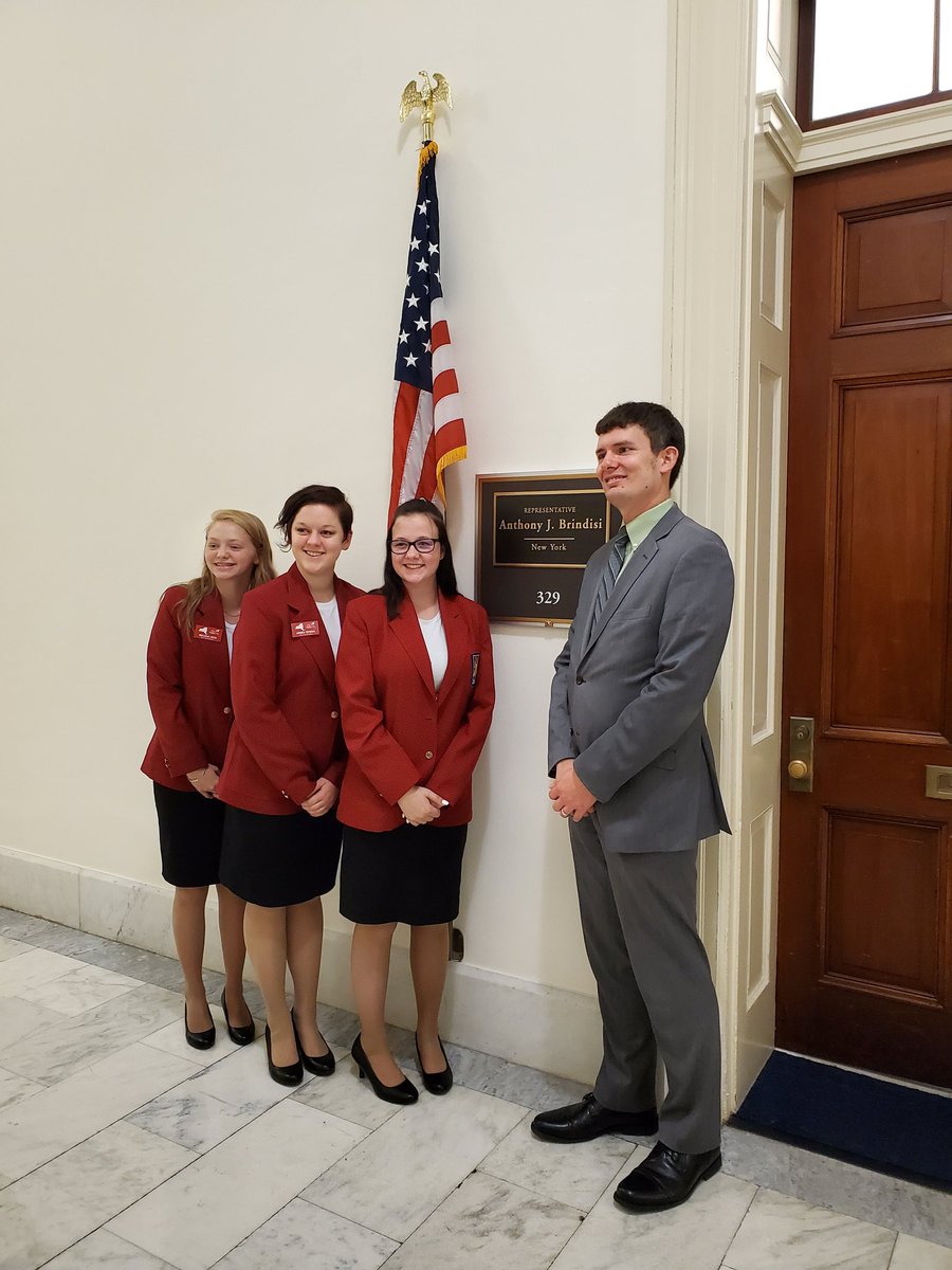 Angel Mead tweet media