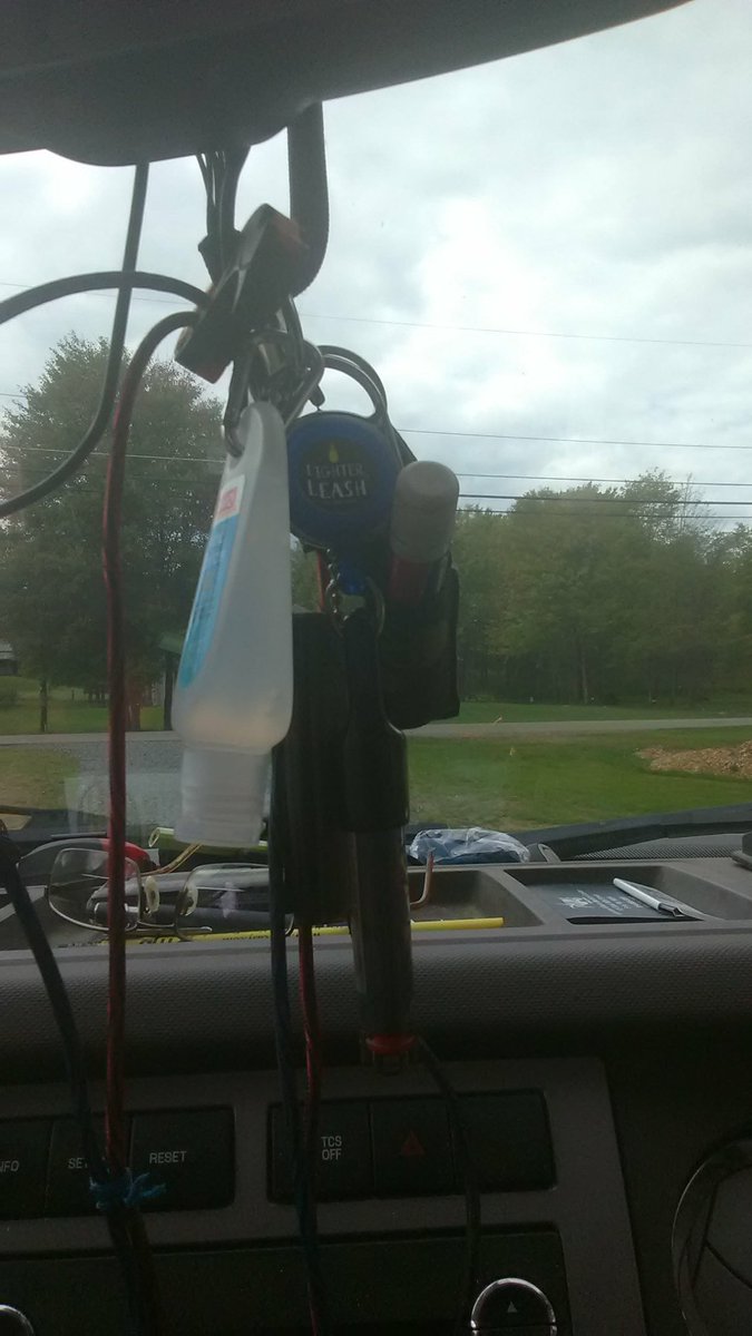 Porn____Japan's tweet photo. Ok so back to #carprepping for those of us that might as well live in thier vehicle like me. So I keep
#compass
#Beltknife #magfirestarter #lighter #chapstick (skin prot fire extender) #handsanitzer( obvious &fire accelerant) food water first aid kit, flares ect. Estwig tomahawk https://t.co/F6tOHyyuip