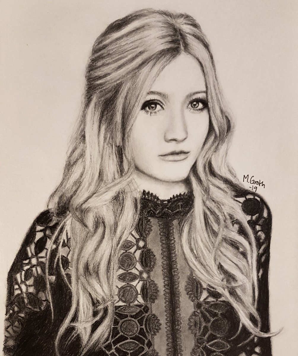 ManjanaMaria's tweet photo. Finally finished this drawing of @Kat_McNamara https://t.co/CLd0ow82Wr