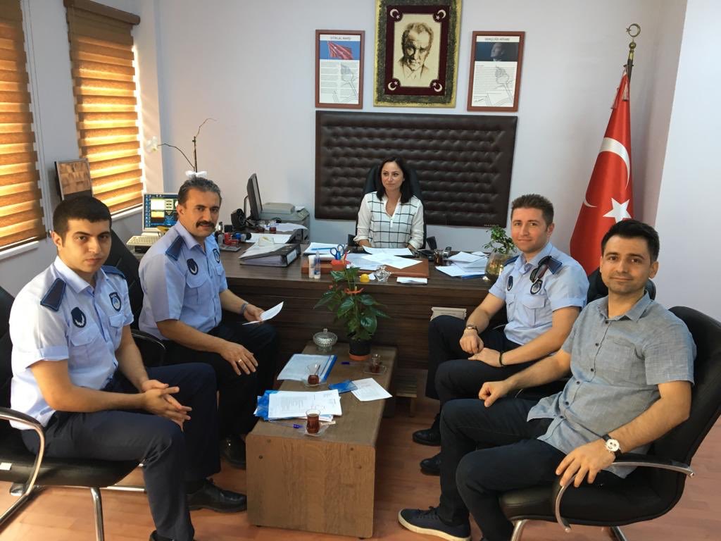 Bağcılar belediyesi sayın <a href="/LokmanCagirici/">Lokman ÇAĞIRICI</a>’ ya ve okul ihtiyaç belirleme ekibine teşekkür ederiz. <a href="/memleventyazici/">Levent Yazıcı</a>
 <a href="/Mustafa_Eldivan/">Mustafa ELDİVAN</a> @serkangur_ist @19MSTFYLMZ @Istanbul_ILMEM <a href="/timurtugral/">Timur TUĞRAL</a> <a href="/ZekineDayolu/">Zekine Dayıoğlu</a> <a href="/izekier53/">İrfan Zeki ER</a> <a href="/s_adiyaman69/">Süleyman ADIYAMAN</a> <a href="/erolcamci5234/">erolcamci52</a> <a href="/Nihataltintas52/">𝕹𝖎𝖍𝖆𝖙 𝕬𝖑𝖙ı𝖓𝖙𝖆ş</a> @meb_ailesi2023