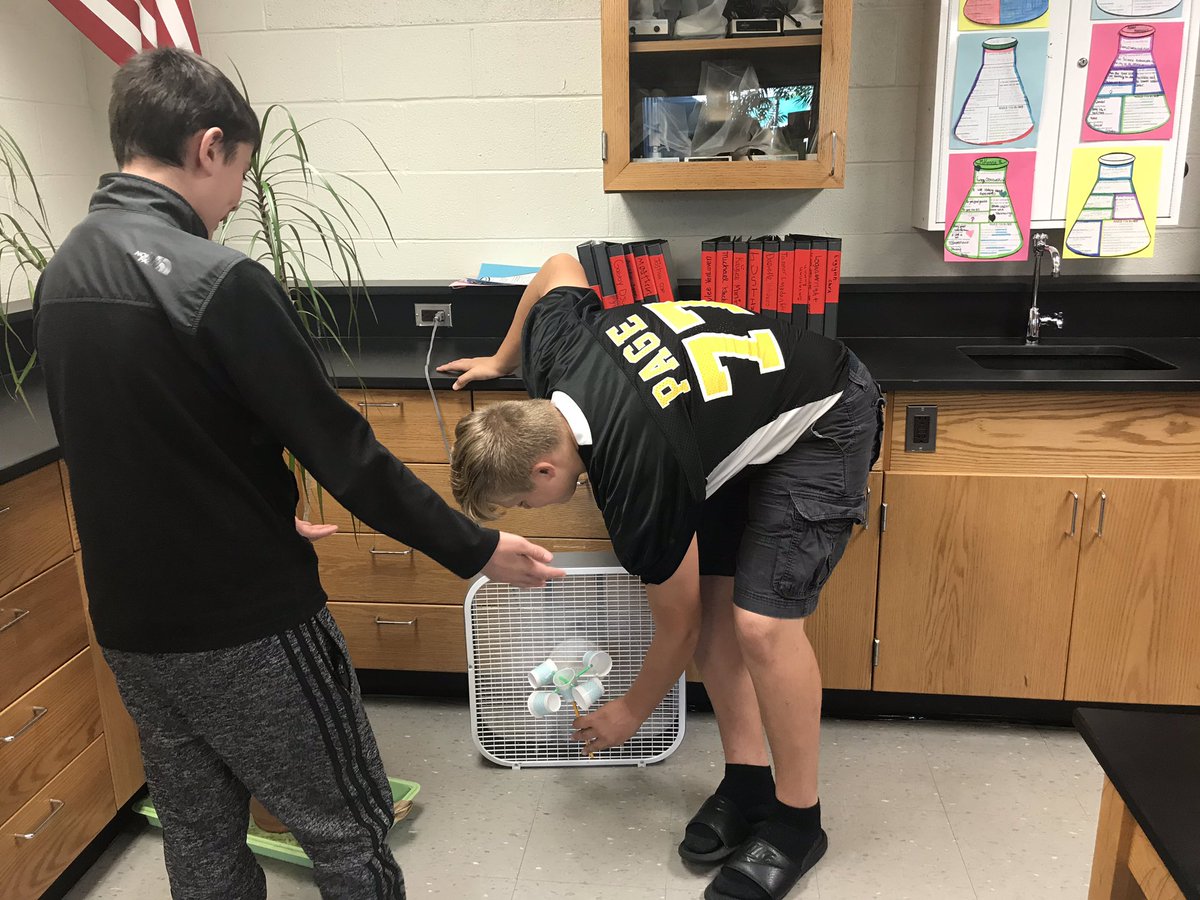 jgschlenkert's tweet photo. 8th Grade Scientists build and test anemometers and wind vanes. #wearelamphere @PagePanthers https://t.co/TFwmbYc2sl