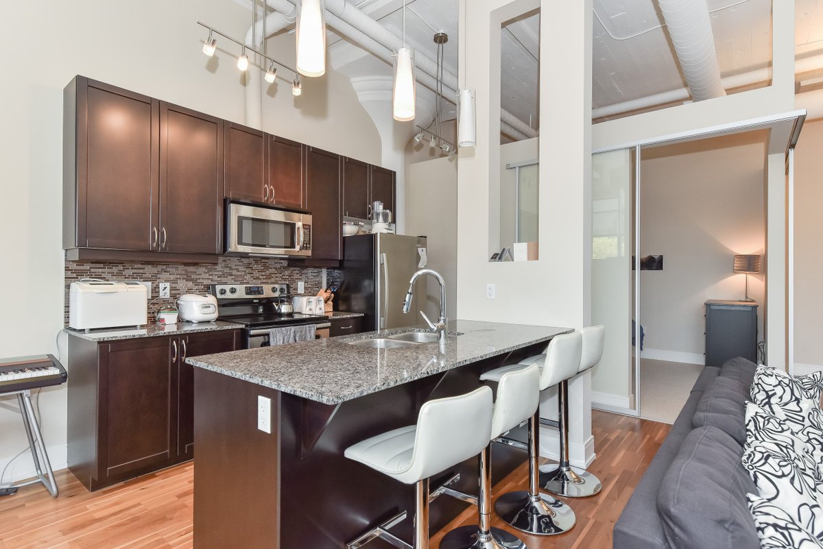 trilliumwest's tweet photo. A third-floor score in the heart of #DTK, bringing you easy breezy living that’ll make you want to stay. Being at the centre of the city is pretty on Benton --> https://t.co/WhWckTgVh3 #KWawesome #MovetoKW https://t.co/QrX7aTofQN