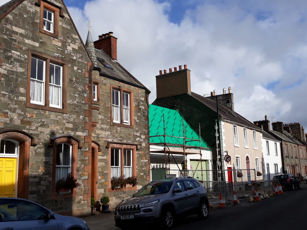 proctorgroup's tweet photo. Roofshield #Kirkcudbright - did you know #Roofshield has a vapour resistance of 0.065 MNs/g and an Sd-value of 0.013m, making Roofshield one of the highest performing vapour-permeable membranes on the market?
#airpermeable #bbacertified #noVCLrequired #roofing #ukroofing https://t.co/89uwp2Je5M