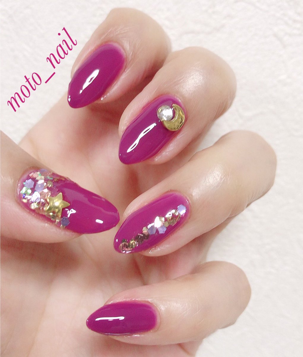 hata_modoki_'s tweet photo. 2019/9/24
@HOMEI_nail 様のキャンペーンでいただいた秋色WG。
#WG31 #SexyNight
#PLANETNAIL を重ねてキラキラ〜✨ https://t.co/uB3I9ES2T8